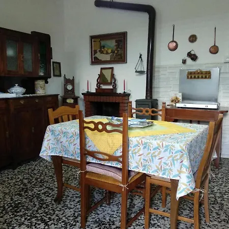 Casa Le Rose * Ameno