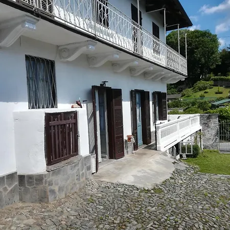 Casa vacanze Casa Le Rose Ameno