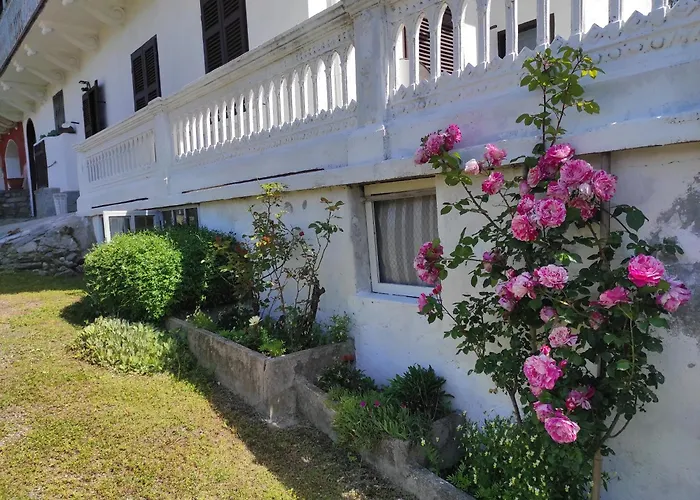 Casa Le Rose Semesterbostad Ameno